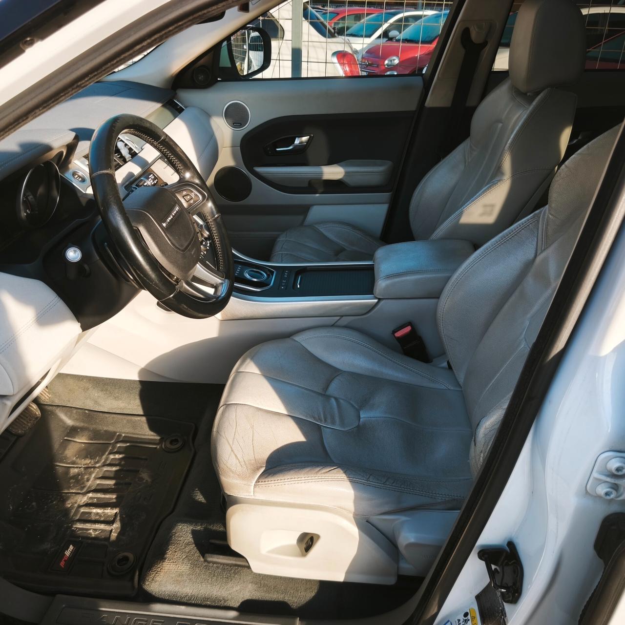 Land Rover Range Evoque 2.2 TD4 5p. Prestige