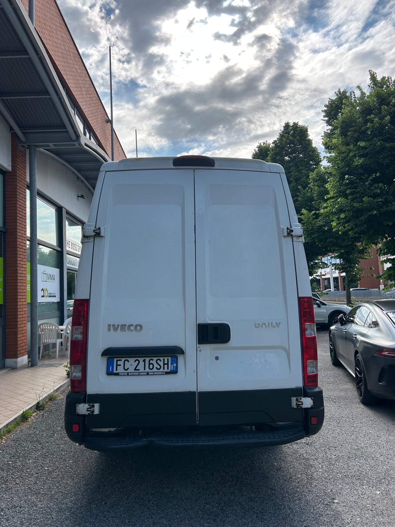 Iveco Daily tetto alto