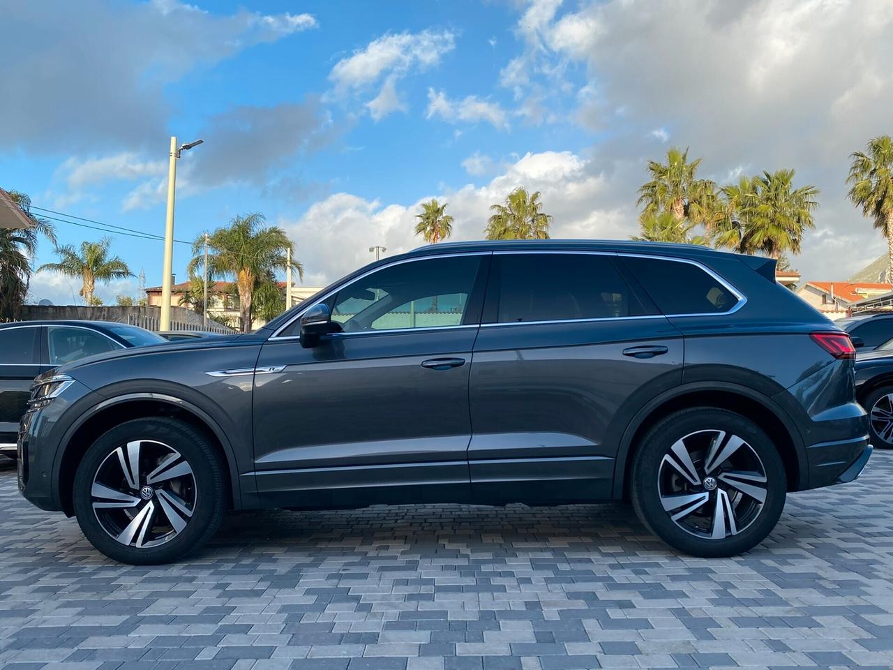 Volkswagen Touareg R-Line Exterior Pack 3.0 TDI 286CV tiptronic 4x4