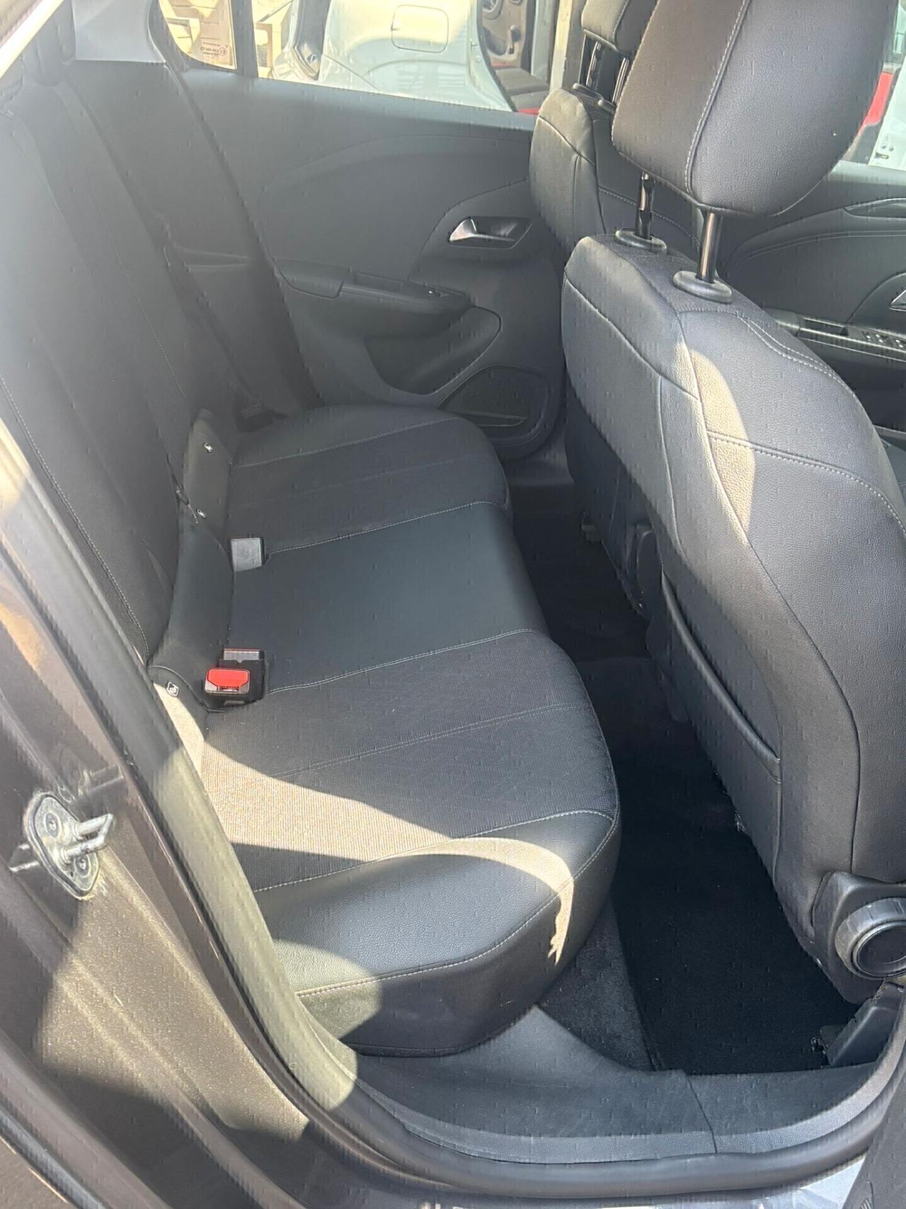 Opel Corsa 1.2 Elegance bi-colore