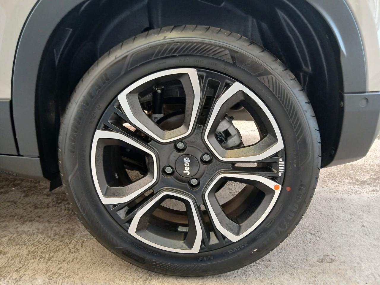 Jeep Avenger 1.2 Turbo 100 CV Summit