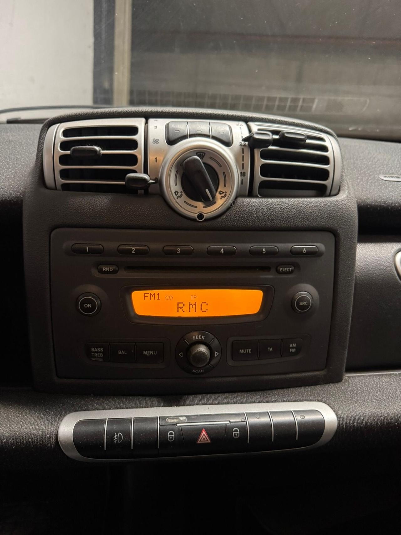 Smart ForTwo 1000 52 kW motore revisionato e 12 mesi di garanzia