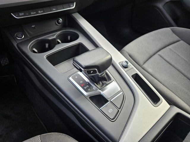 AUDI A4 Avant 30 TDI/136 CV S tronic