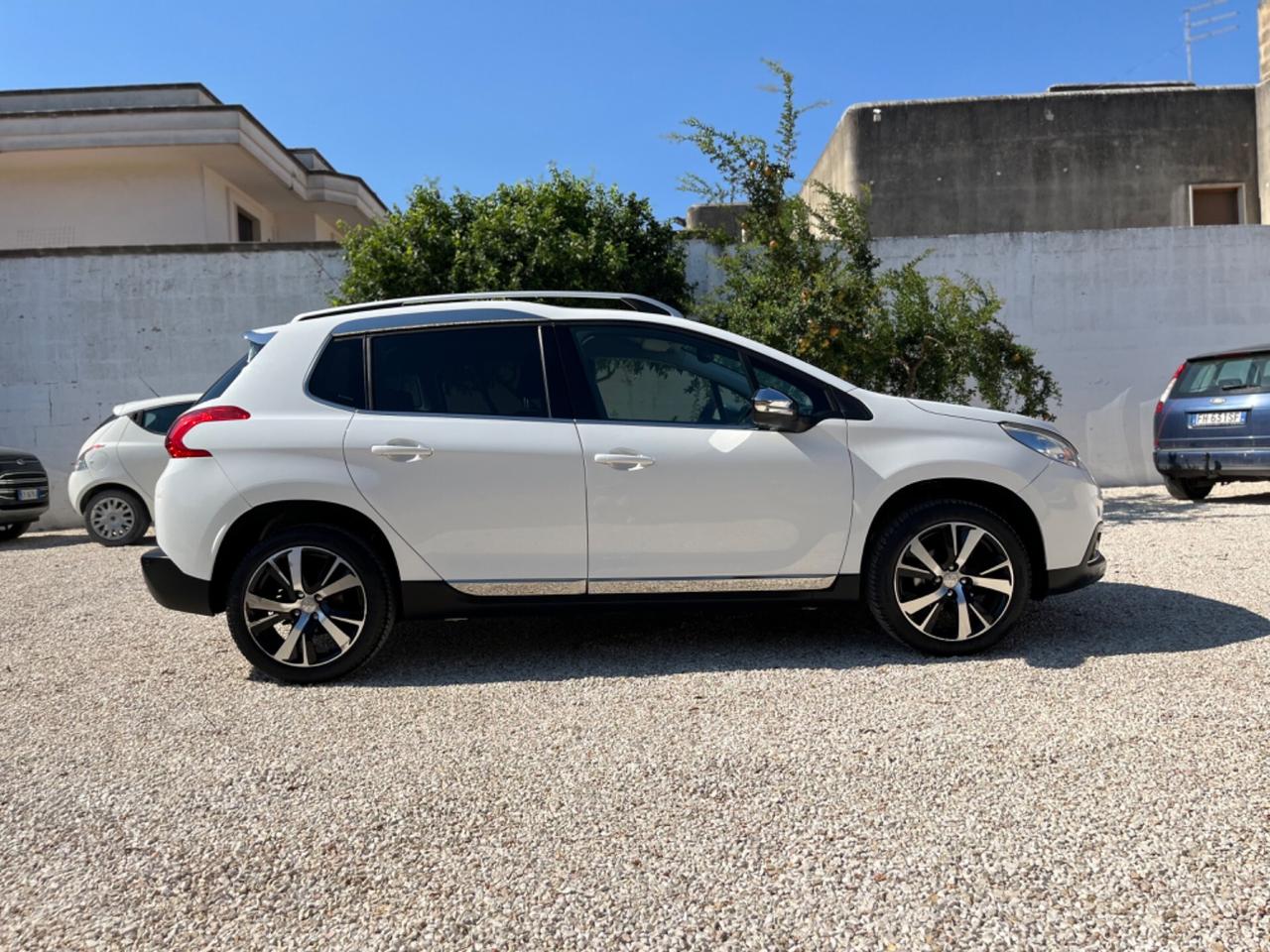 Peugeot 2008 BlueHDi allure