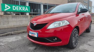 Lancia Ypsilon 1.0 FireFly 5 porte S&S Hybrid Ecochic Gold