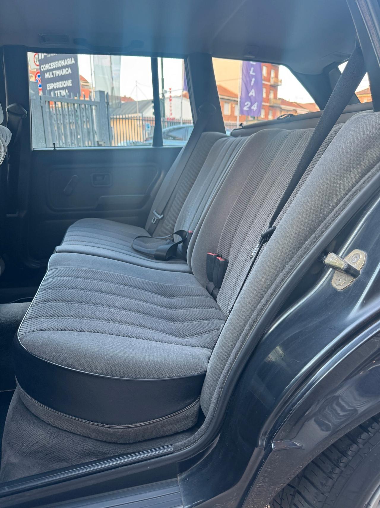 Bmw E30 320i Touring 6 cilindri UNICOPROPRIETARIO