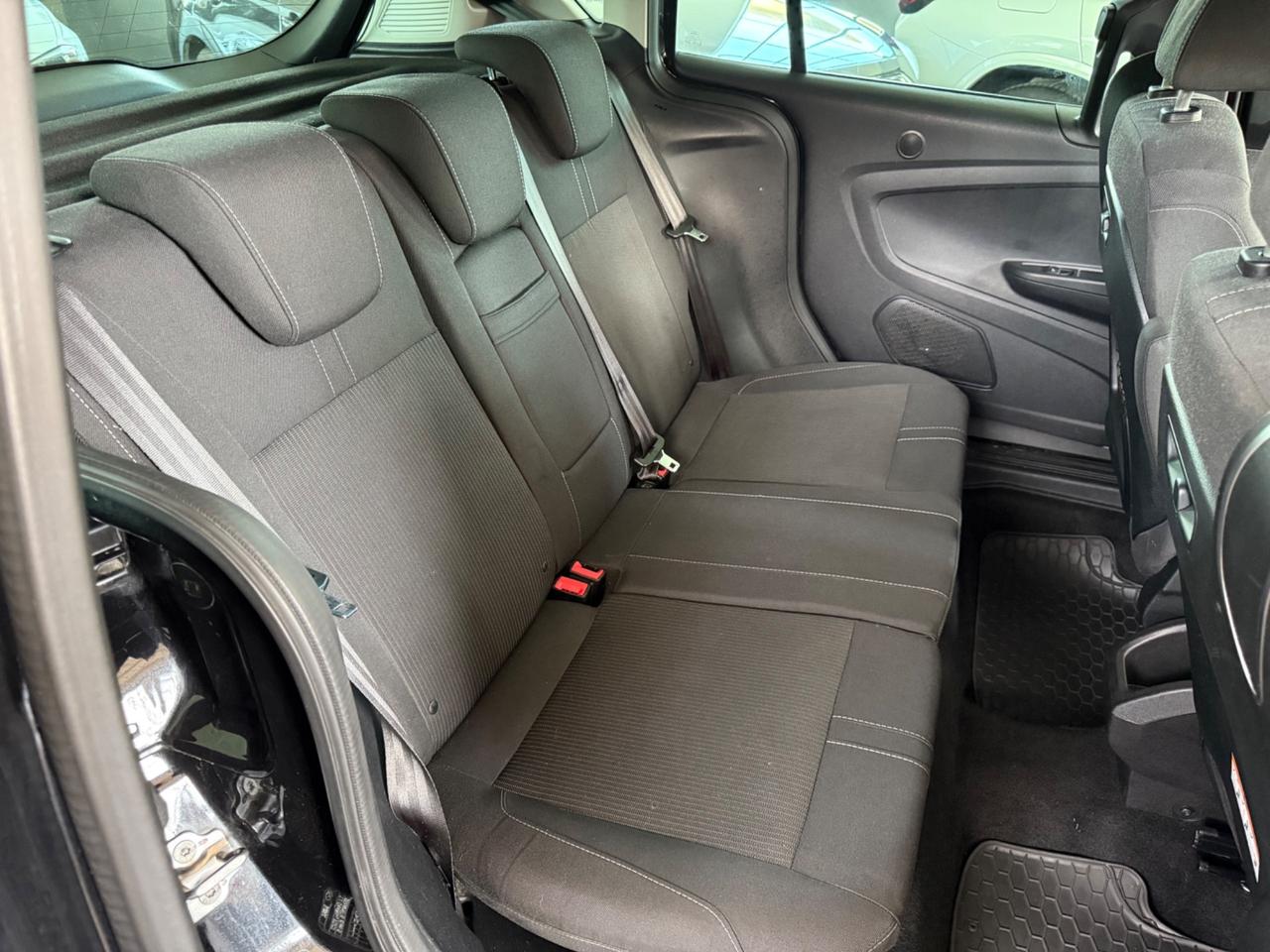 Ford B-Max 1.5 TDCi 75 CV Titanium