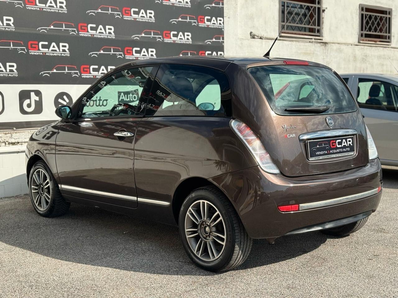 Lancia Ypsilon 1.2 Versus