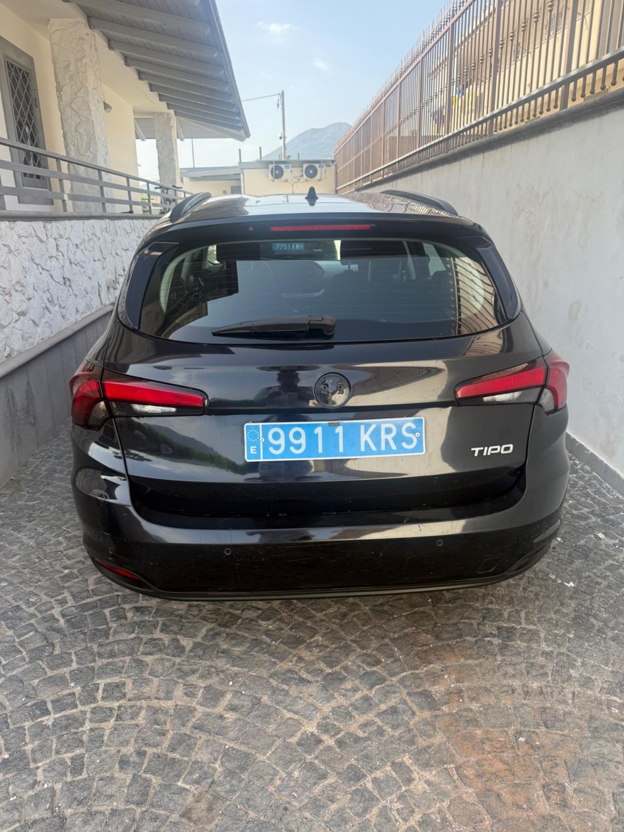 Fiat Tipo 1.4 T-Jet 120CV GPL 4 porte Easy