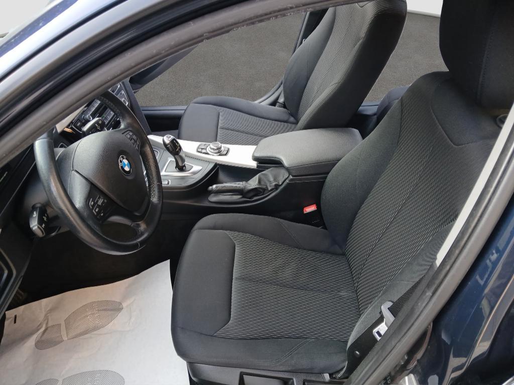 BMW 320 d Touring auto