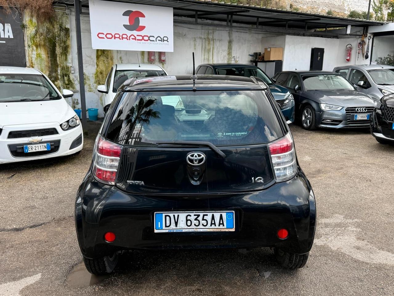 TOYOTA iQ 1.0 68CV AUTOMATICA 120000KM