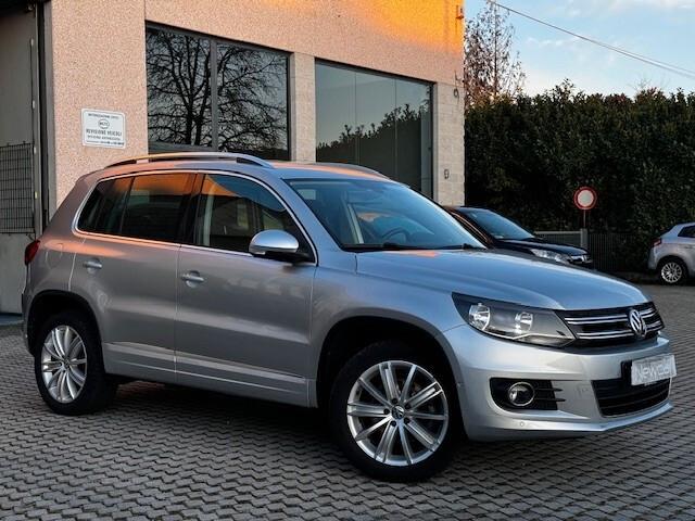 Volkswagen Tiguan 2.0 TDI 140 CV 4MOTION DSG R-Line BlueMotion Tech.