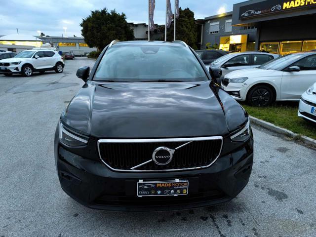 VOLVO XC40 B3 automatico Core
