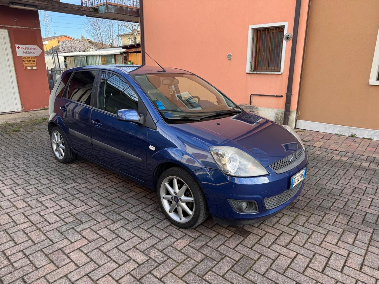 Ford Fiesta 1.4 TDCi 53.000km Ok Neopatentati