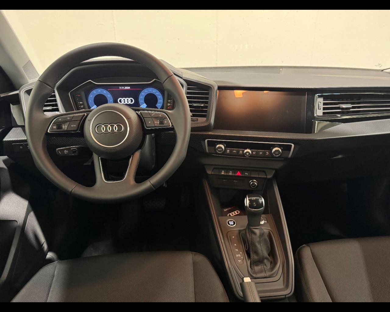 AUDI A1 SPORTBACK 30 TFSI S-TRONIC BUSINESS