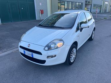 Fiat Punto 2017 1.4 8V 5 porte Natural Power Street