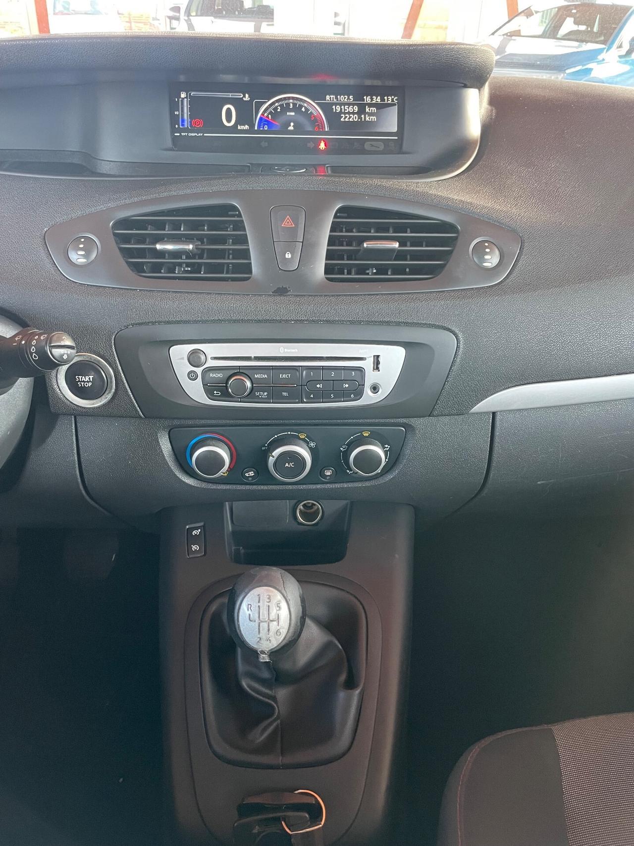 Renault Scenic 1.5 Diesel - Neopatentati - Ottima