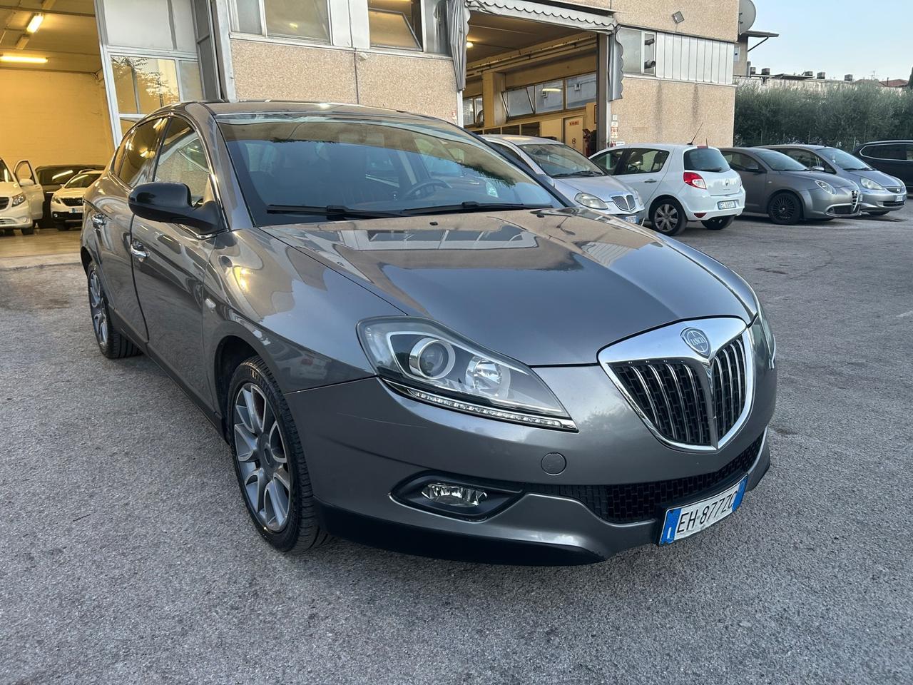 Lancia Delta 2.0 MJT DPF Platinum 165CV