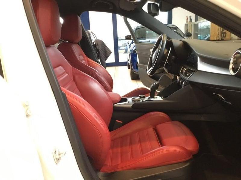 Alfa Romeo Giulia Giulia 2.0 Turbo 280 CV AT8 AWD Q4 Veloce