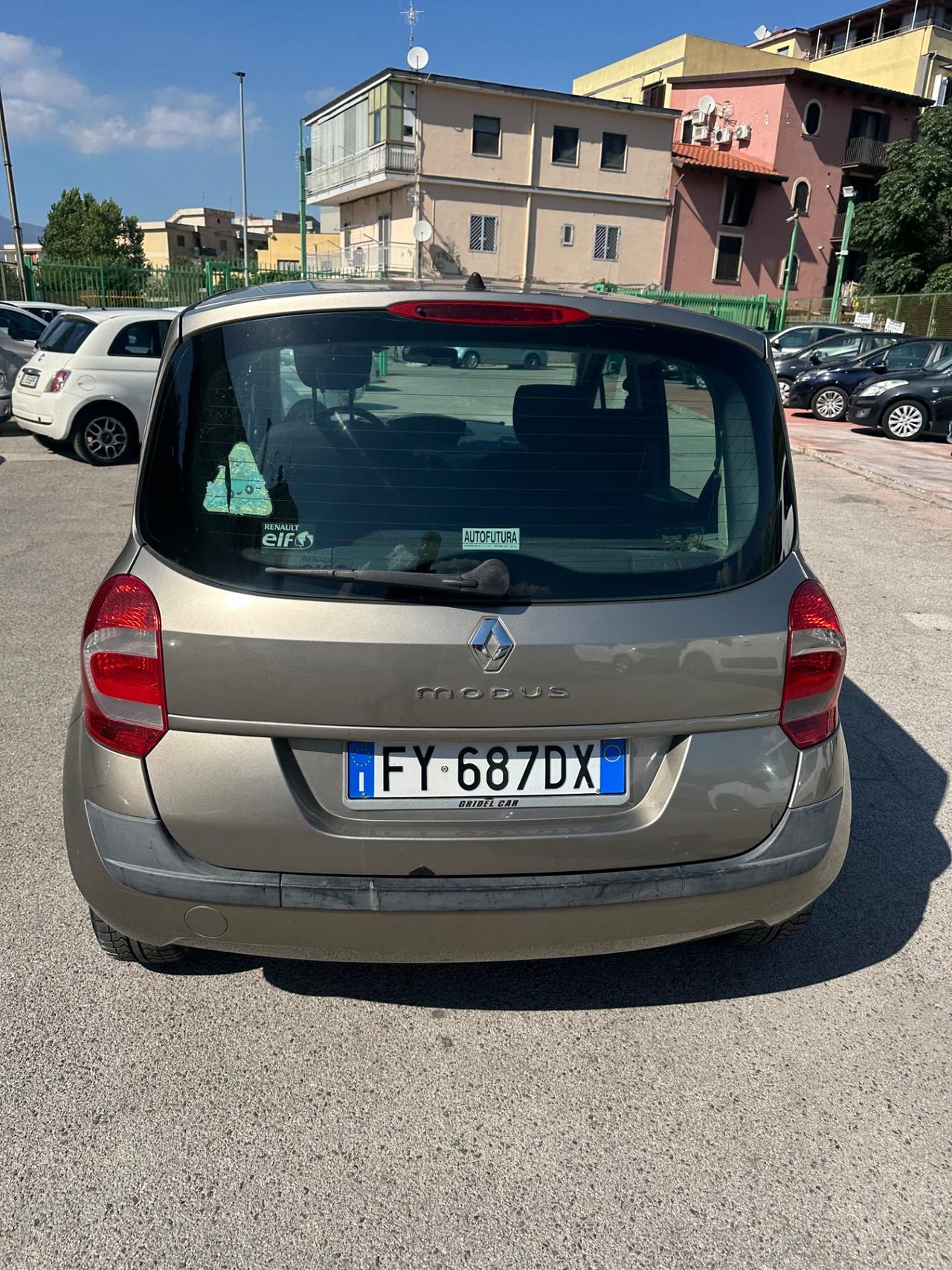 Renault Modus 1.5 dCi 85CV Dynamique