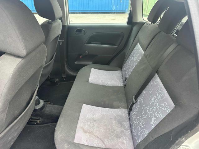FORD Fiesta 1.4 TDCi 5p. Ghia senza nessun lavoro da fare