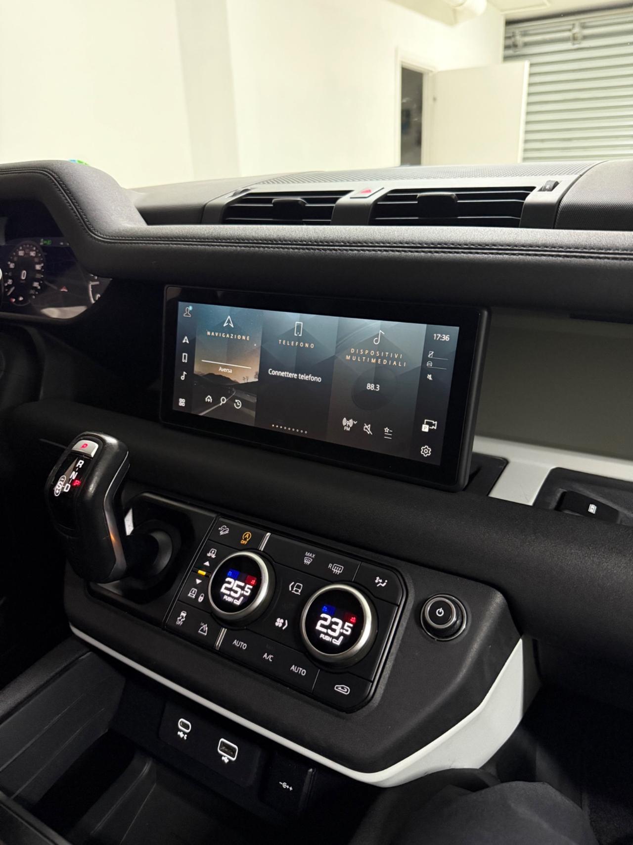 Land Rover Defender 2.0 240CV TETTO ITALIANA IVA