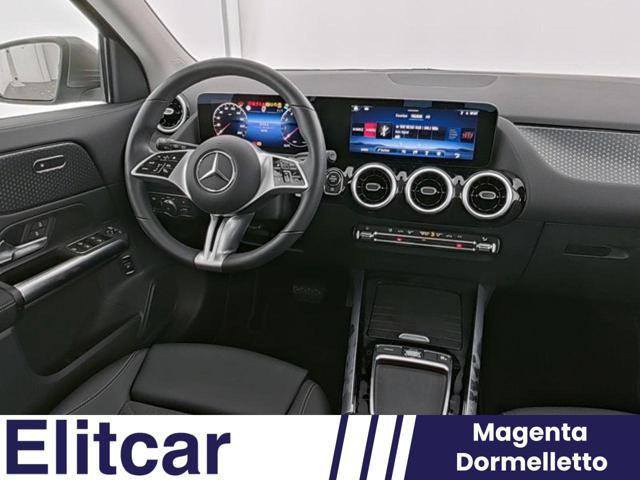 MERCEDES-BENZ GLA 180 Automatic Progressive Advanced