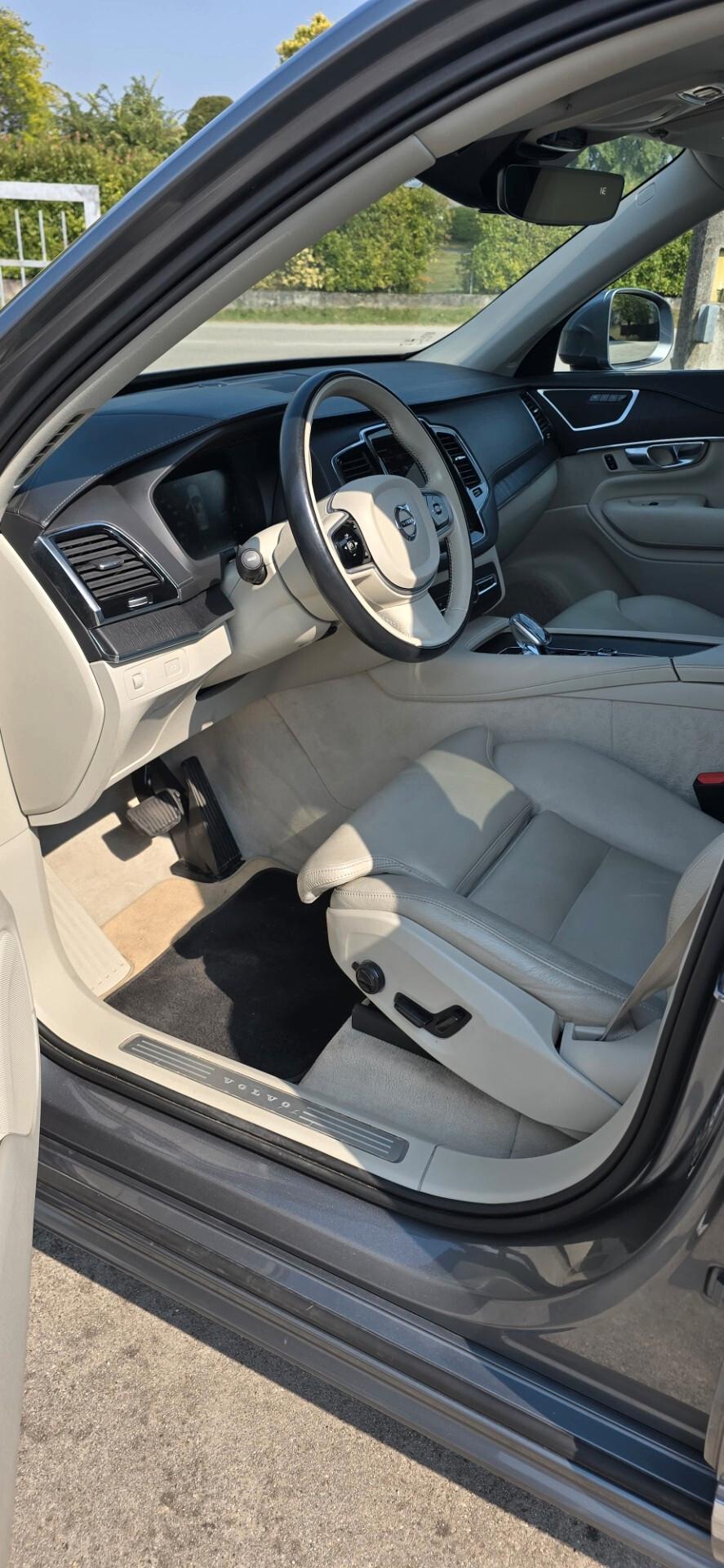 Volvo XC 90 XC90 B5 (d) AWD Geartronic Inscription
