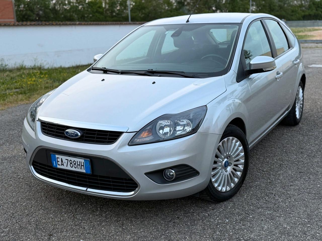 FORD FOCUS 2.0 TITANIUM BENZINA GPL 2030