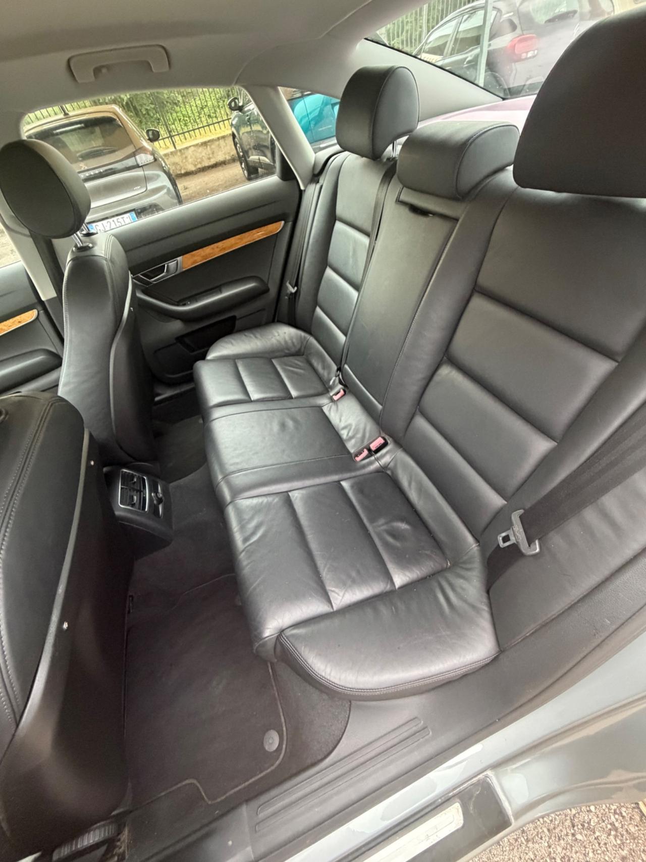 Audi A6 3.0 V6 TDI quattro
