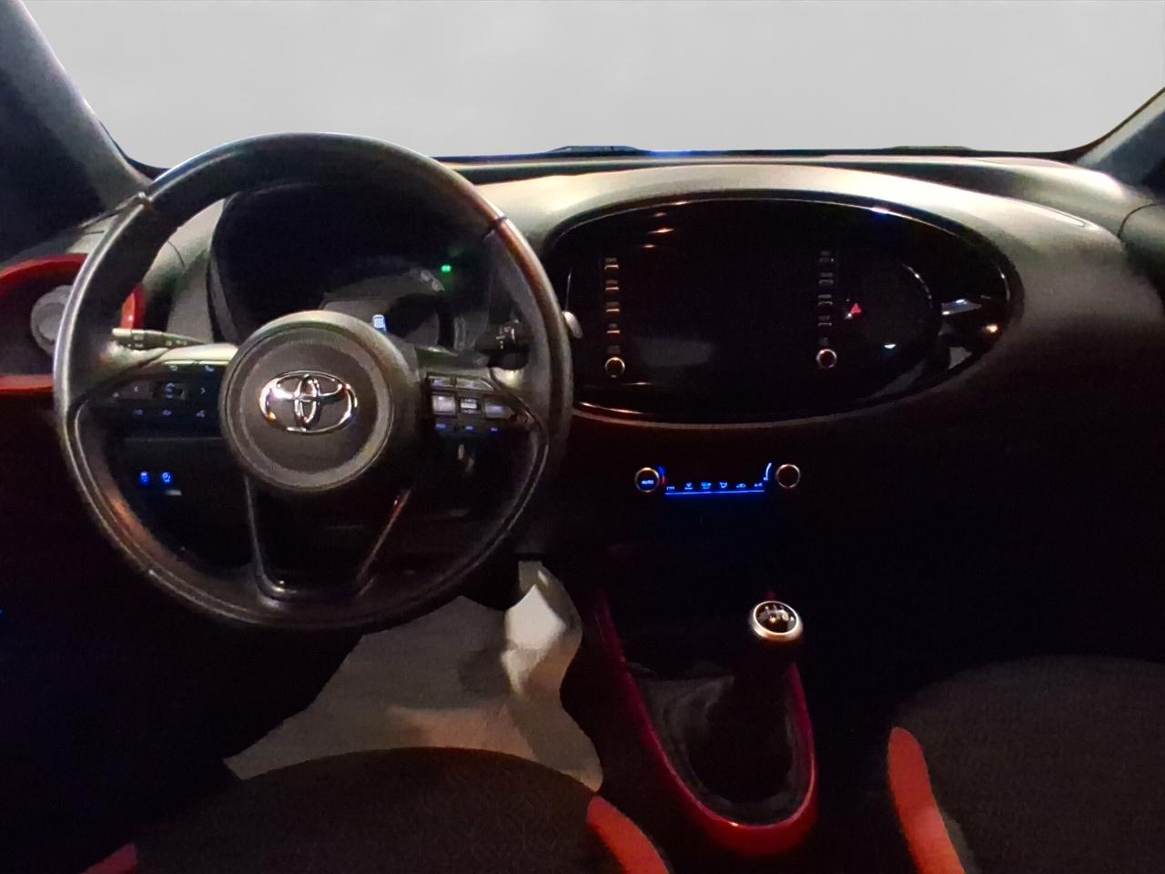 Toyota Aygo X 1.0 VVT-i 72 CV 5 porte Trend