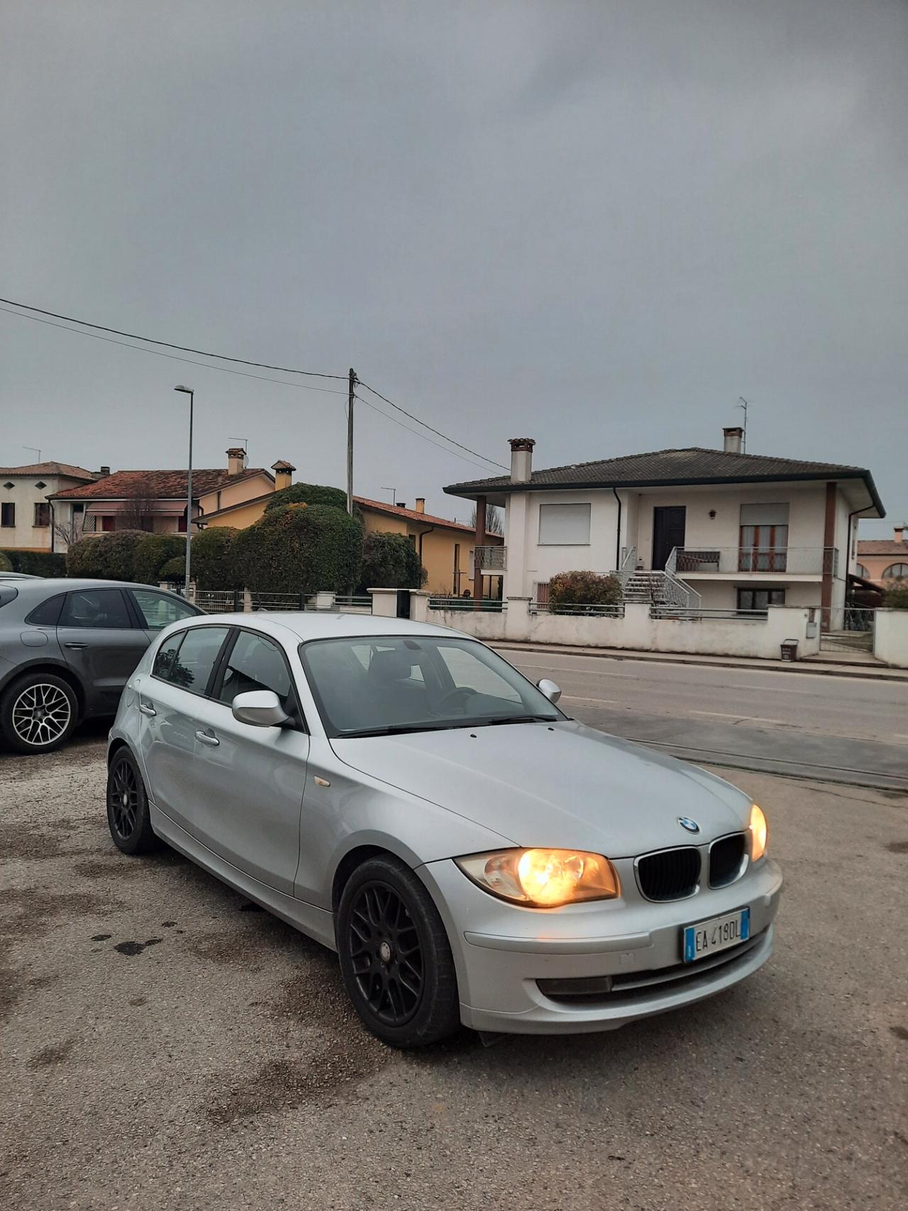 Bmw 118 118d 2.0 143CV cat 5 porte Eletta DPF