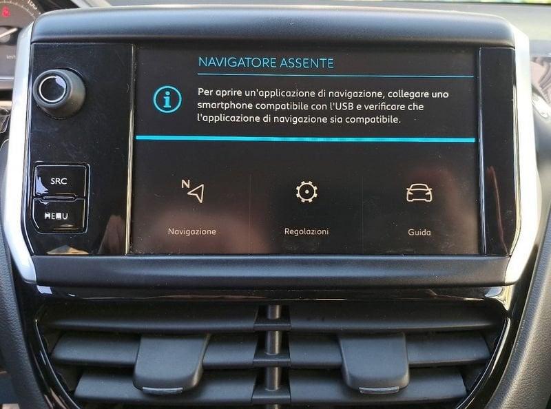 Peugeot 208 PureTech 82 5 porte Signature