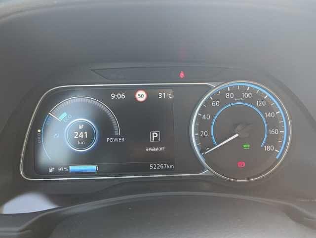 Nissan LEAF N-Connecta 40KWh