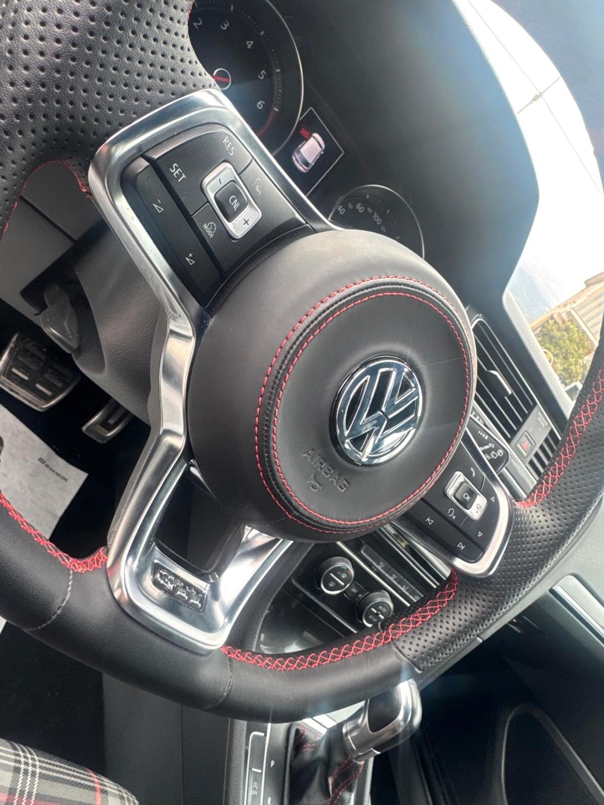 Volkswagen Golf GTI 2.0 DSG 5p. Garanzia