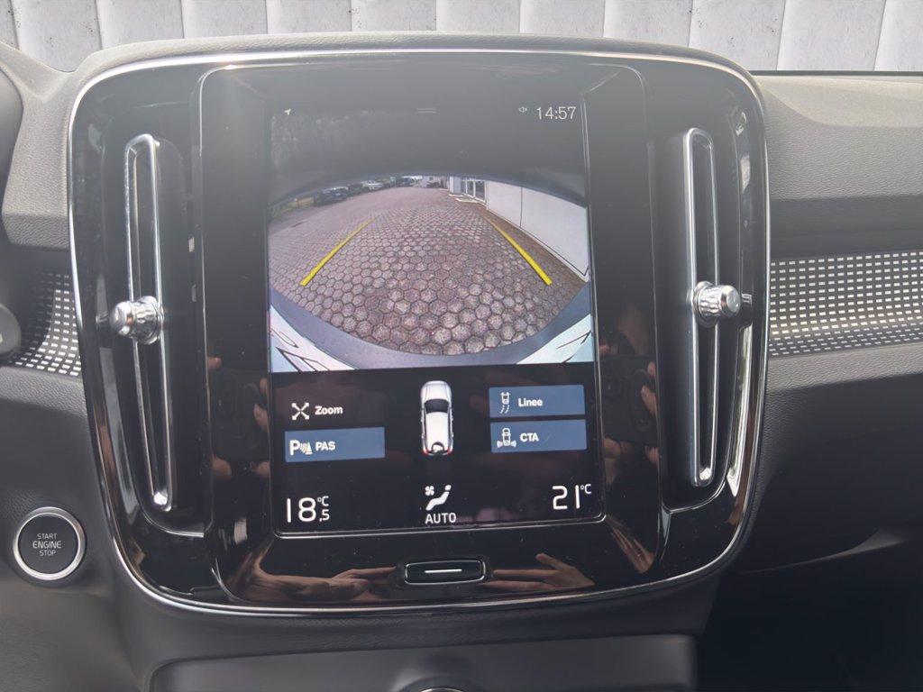 VOLVO XC40 1.5 t3 R-design 163cv auto my21 del 2020
