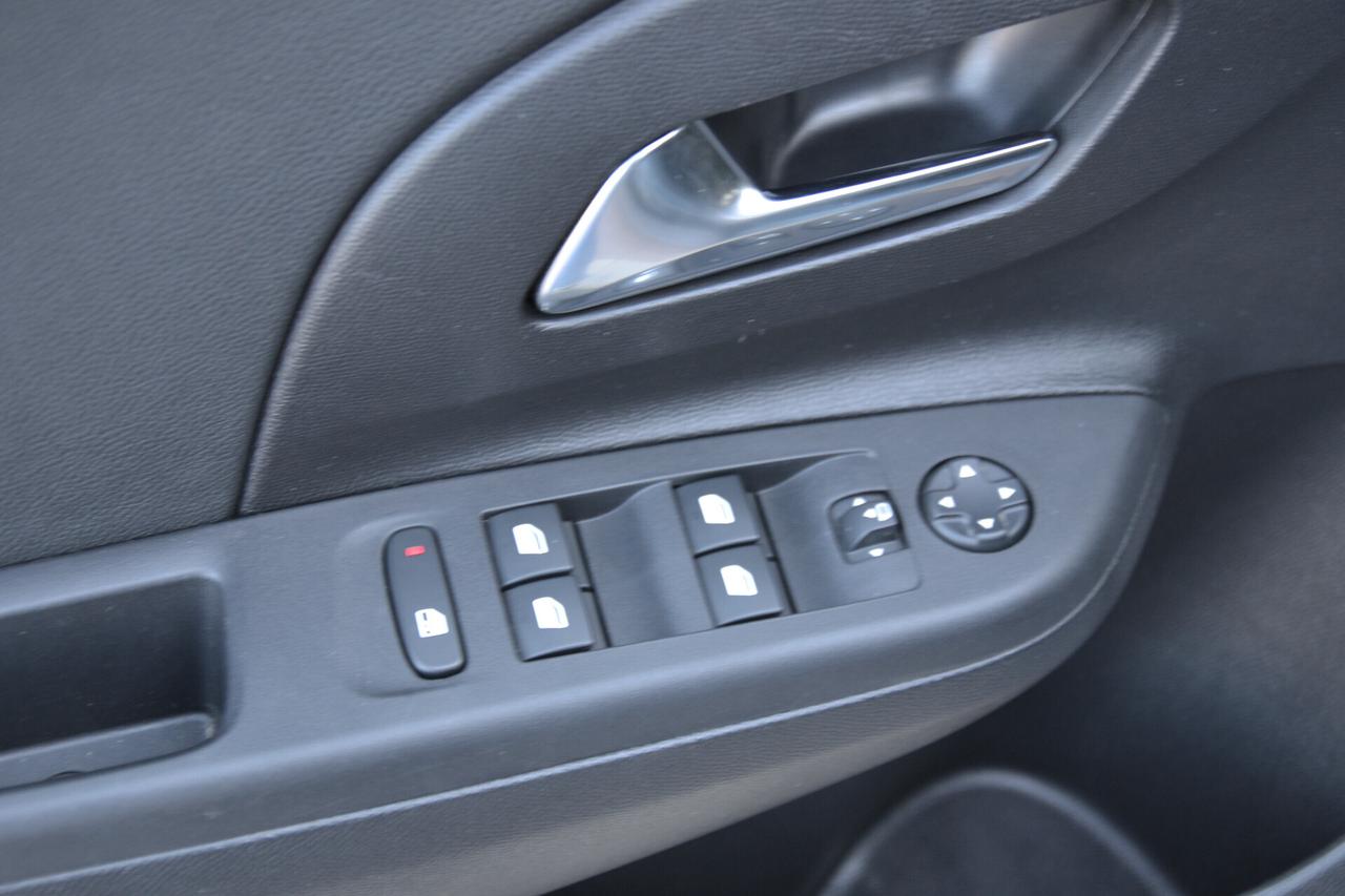 Opel Corsa 1.2 100CV GS PELLE+NAVI+RCAM+FARI MATRIX+CERCHI