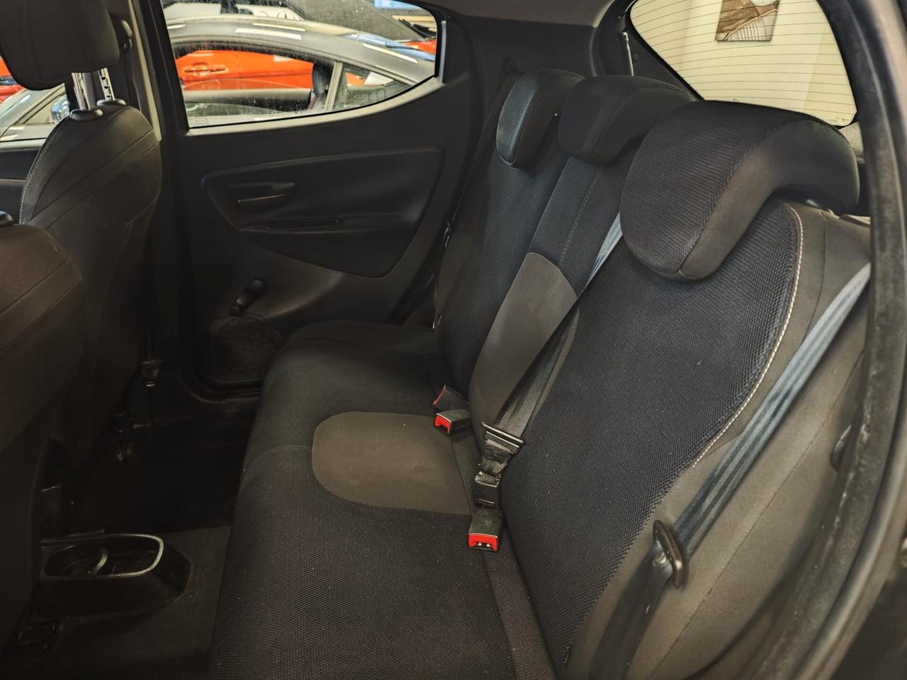 Lancia Ypsilon 1.2 69 CV 5 porte S&S Platinum