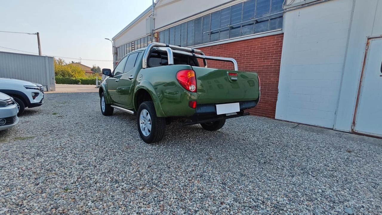 Mitsubishi L200 2.5 DI-D/136CV Club Cab Intense