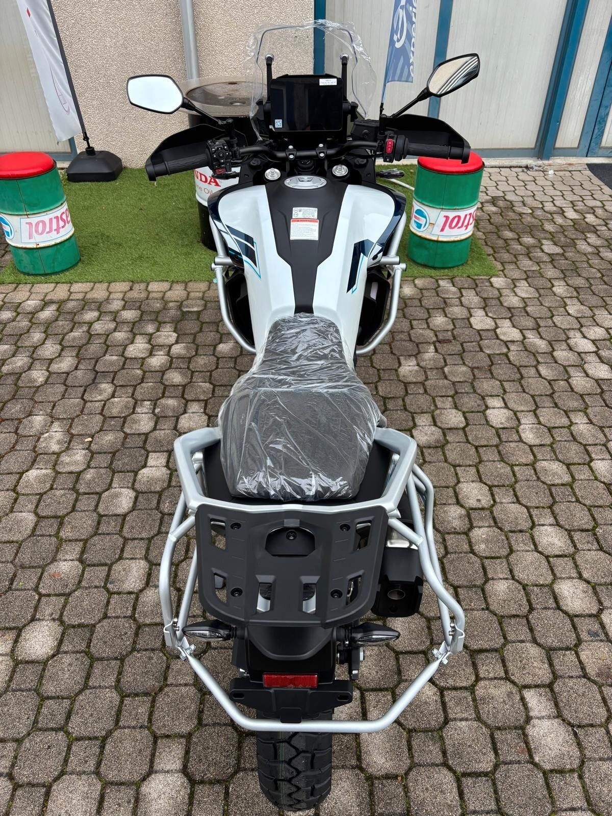 Cf Moto 800MT ABS EXPLORE Bianco - Nuovo