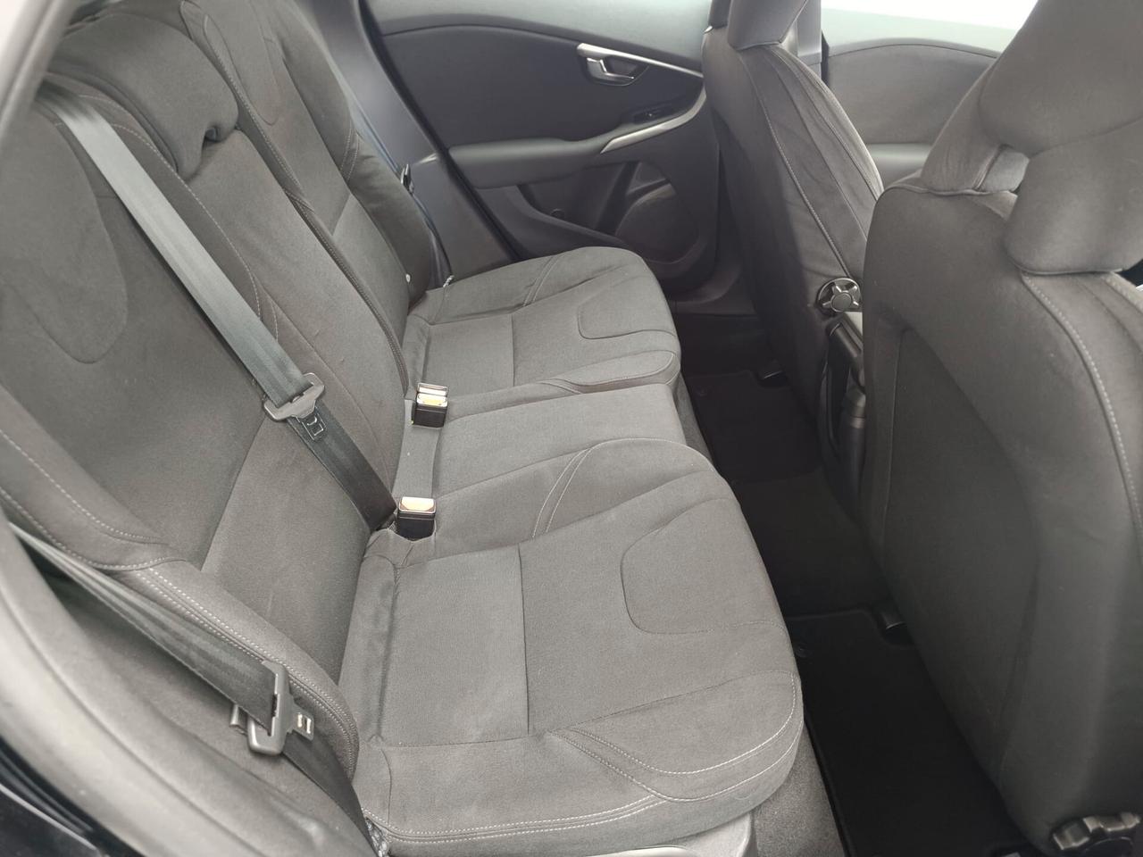 Volvo V40 D2 1.6 Momentum