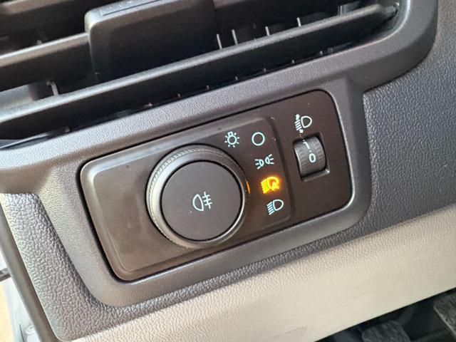 FORD Transit Custom 2.0 EcoBlue 136CV PL Combi Trend 9 POSTI
