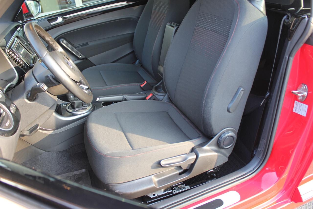 Volkswagen Maggiolino Cabrio 1.2 TSI DSG Design