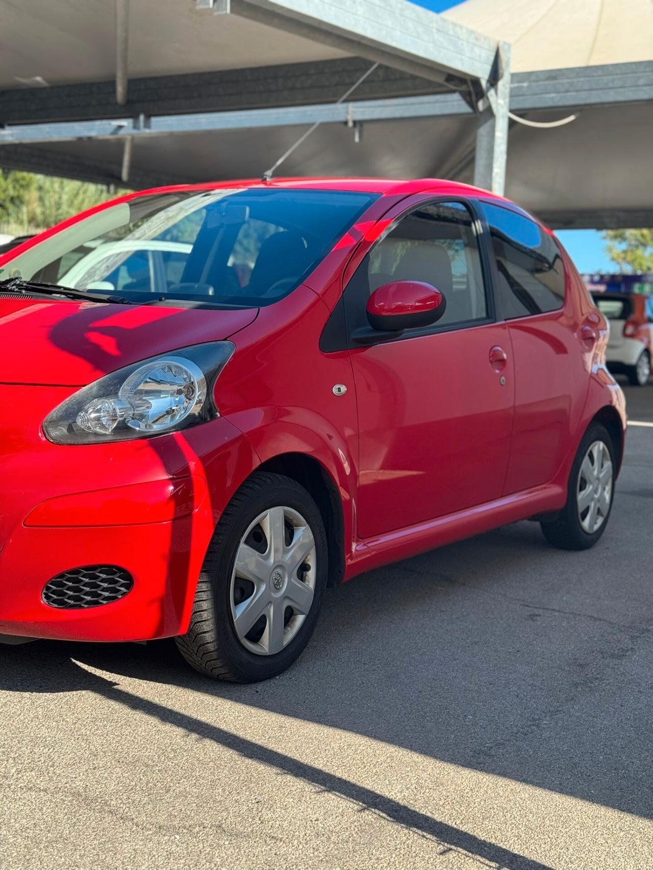 Toyota Aygo 1.0 12V VVT-i 5 porte