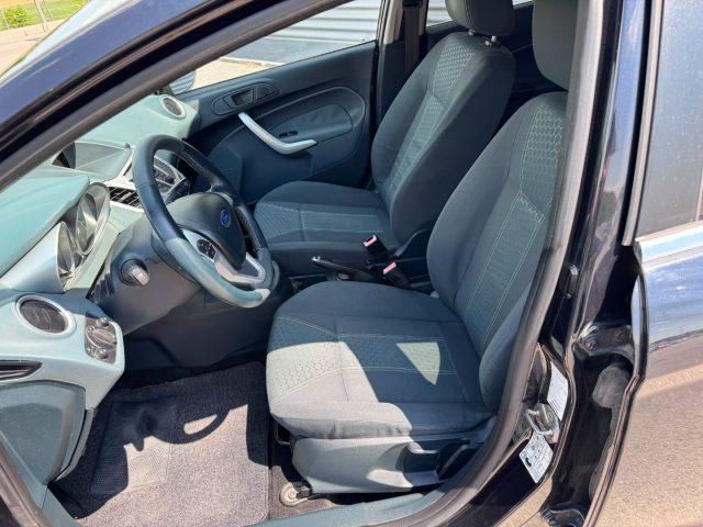 FORD Fiesta 1.6 TDCi 95 CV 5p. Titanium OK NEOPATENTATI