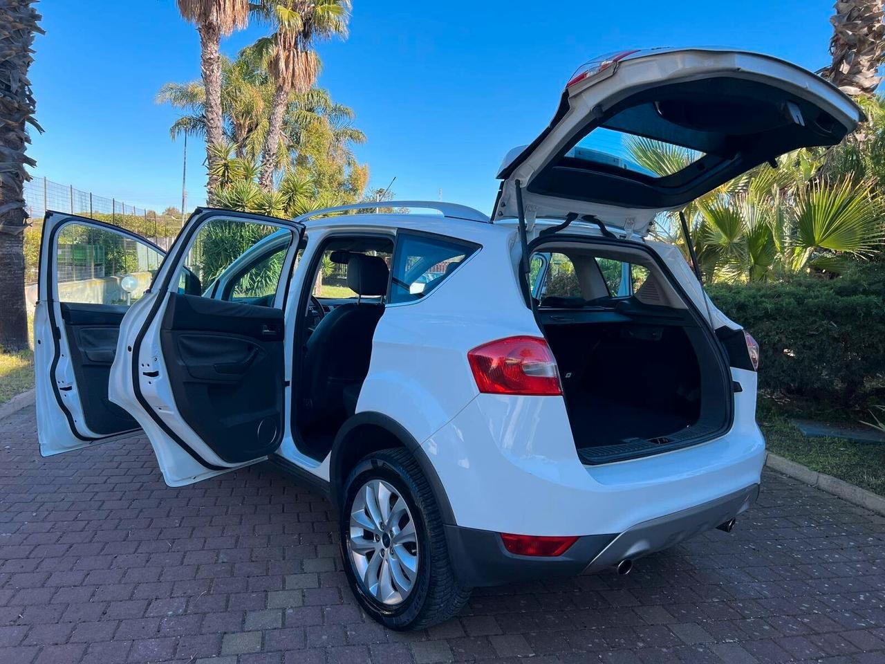 Ford Kuga 2.0 TDCi 136 CV 2WD Titanium DPF