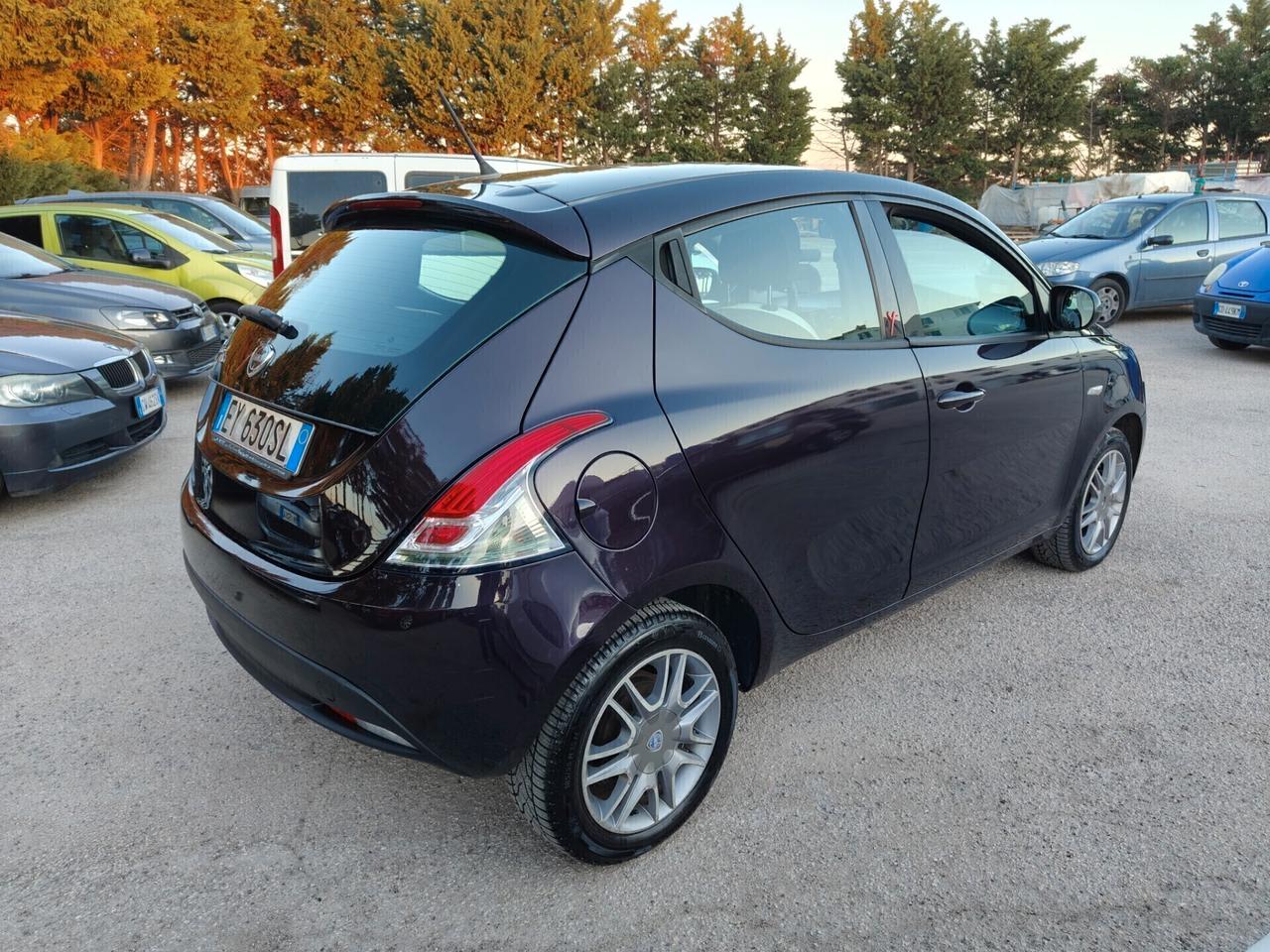 Lancia Ypsilon 1.3MTJ Gold tagliandi Fiat