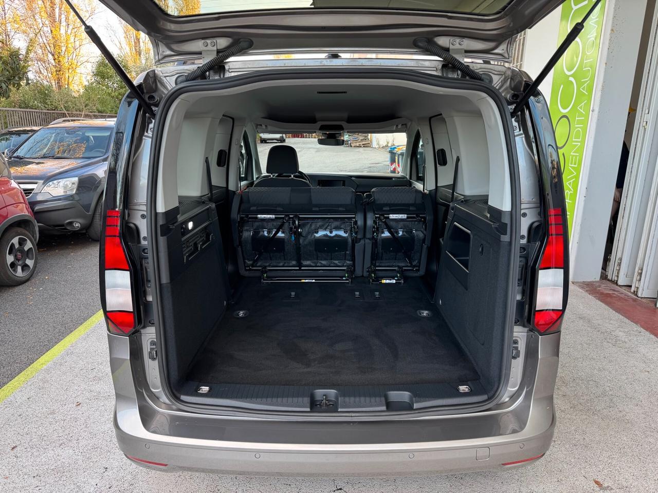 Volkswagen Caddy 1.5TSI LIFE GARANZ 2029 AUTOCARRO