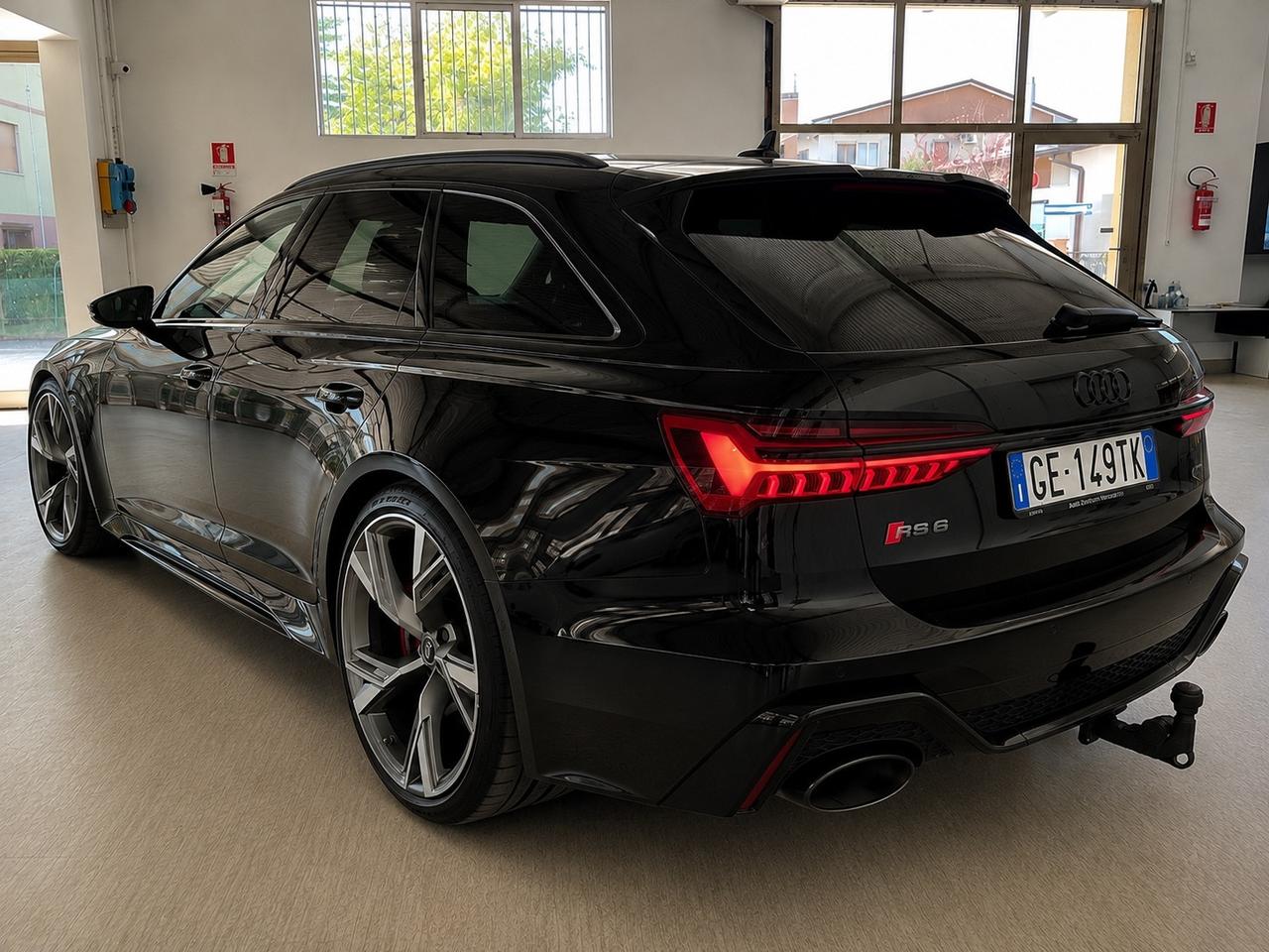 Audi A6 RS 6 Avant 4.0 TFSI V8 quattro tiptronic Performance