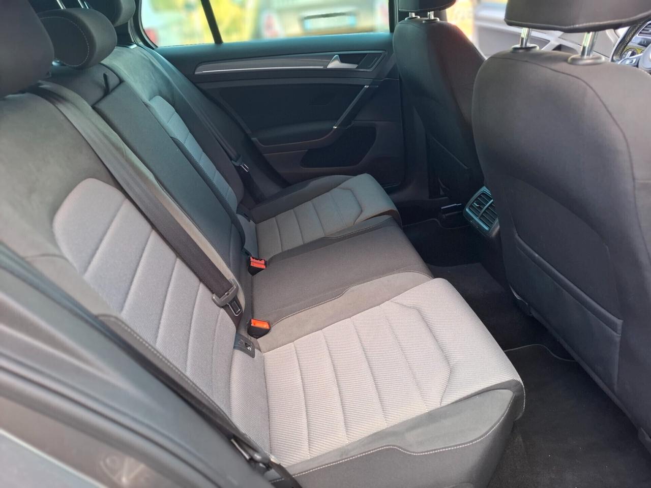 Volkswagen Golf 2.0 TDI 5p. RLINE 150CV